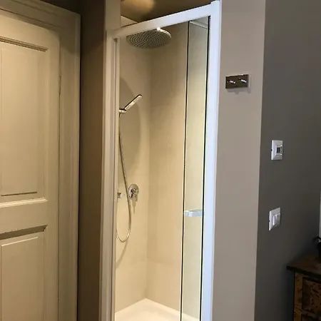 Luigi In Palazzo Bianchi 4*