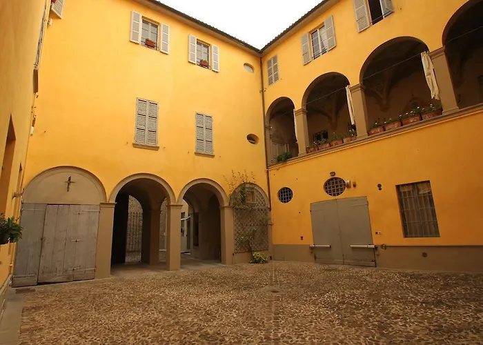 Luigi In Palazzo Bianchi Guest house Parma