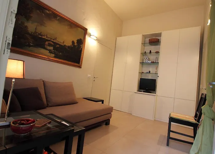 Guest house Luigi In Palazzo Bianchi 4*