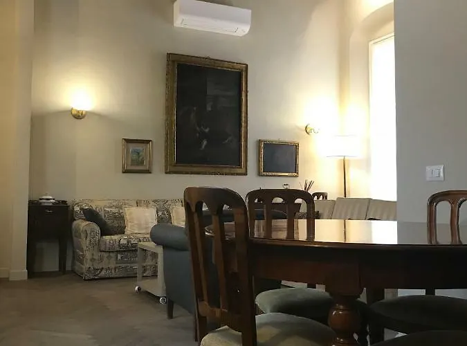 Luigi In Palazzo Bianchi Konukevi Parma